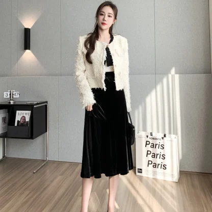 Elastic Gathered Black Skirt - Image 5