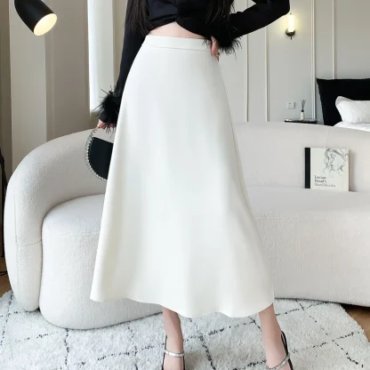 Elegant A-line Black Skirt - Image 7