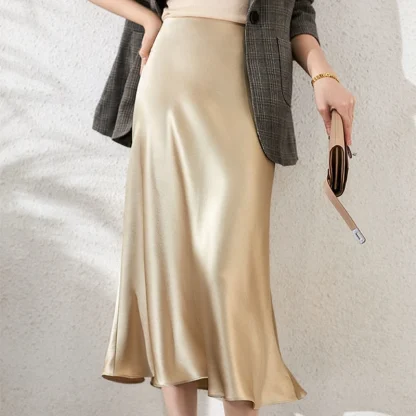 Soft Oversized Black Skirt - Image 6