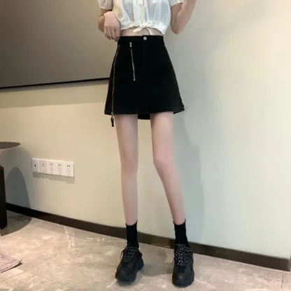 Zippered Denim Black Mini Skirt - Image 3