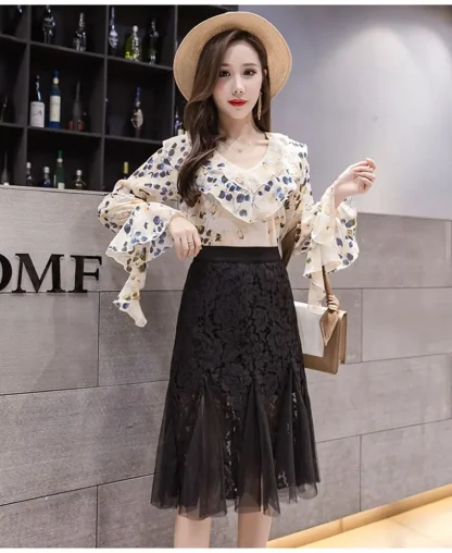 Plus Size A-line Lace Black Skirt - Image 4