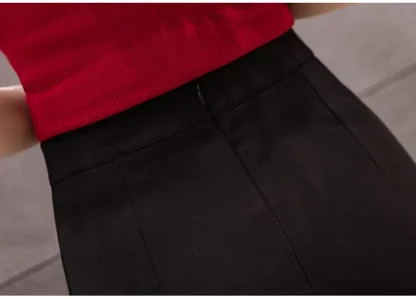 Plus Size Pocket Black Skirt - Image 3