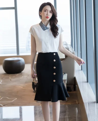 Button Decorated Black Skirt - Image 4