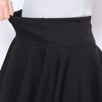 Stretchable Chic Mini Black Skirts - Image 3