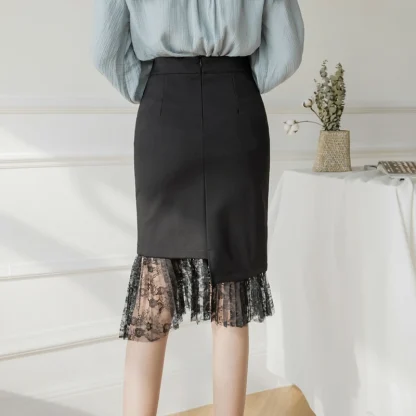 Plus Size Pleated Lace Black Skirt - Image 3