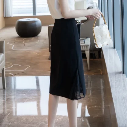 Plus Size Irregular Lace Black Skirt - Image 3