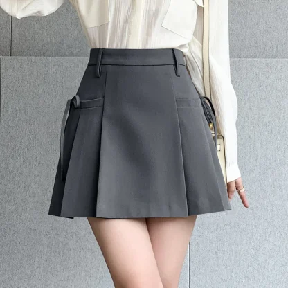 A-line Pleated Black Skirt with Pockets - Image 4