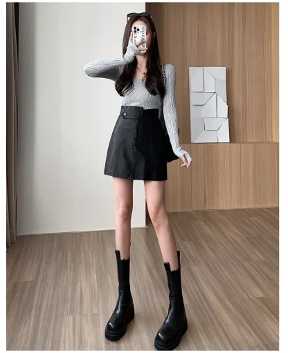 Casual A-line Black Skirt - Image 6