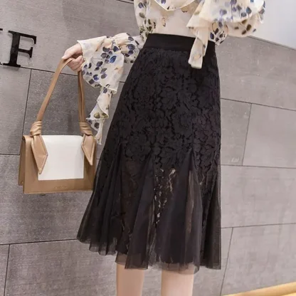 Plus Size A-line Lace Black Skirt
