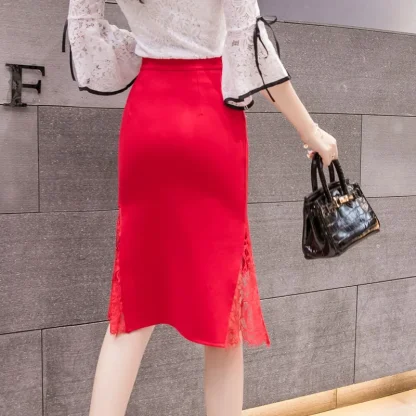 Irregular Lace Hem Black Skirt - Image 6